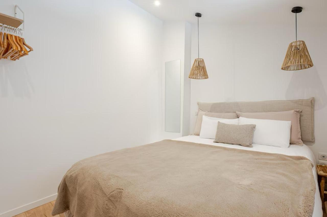 Guesthouse Les Maurins Saint-Sulpice-de-Faleyrens Bagian luar foto