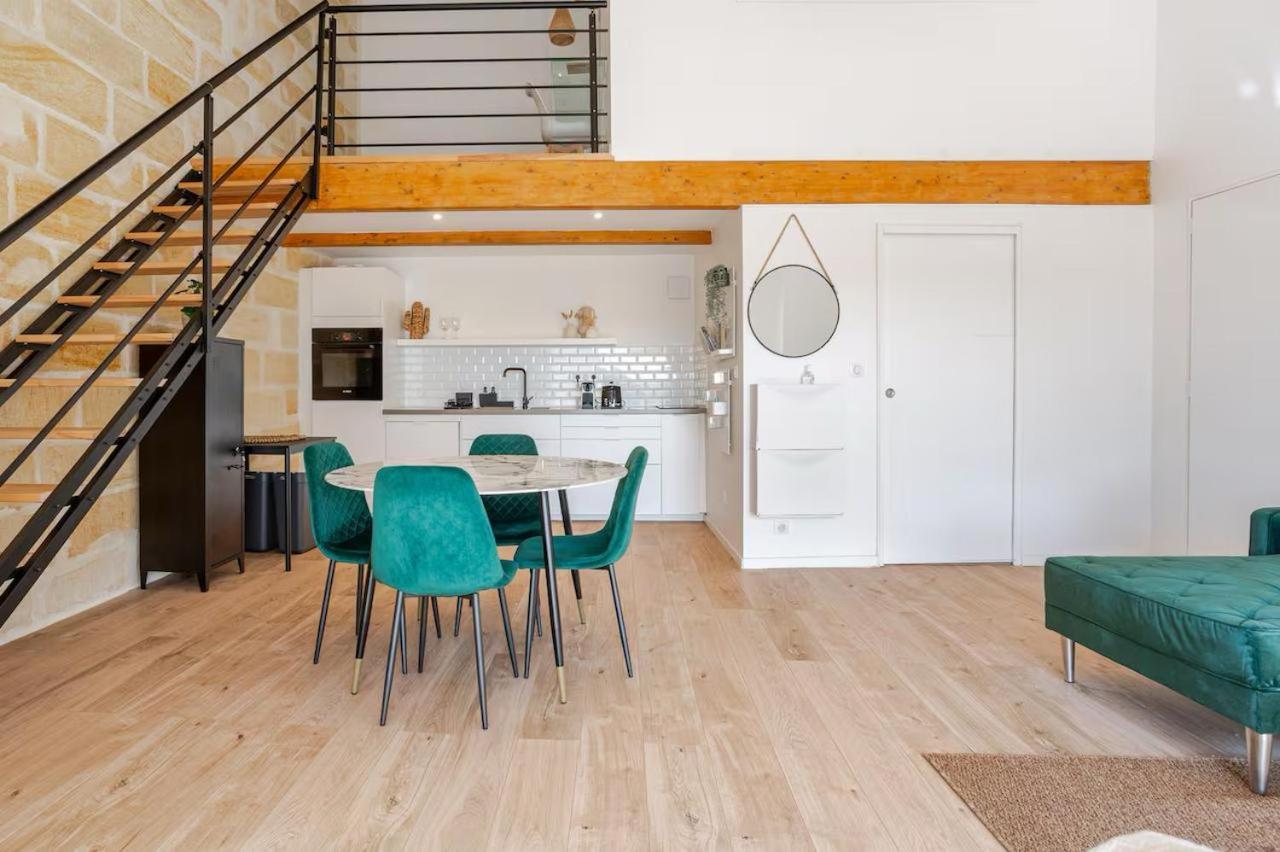 Guesthouse Les Maurins Saint-Sulpice-de-Faleyrens Bagian luar foto